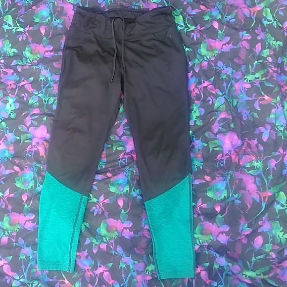 Bundle of Danskin Now Workout Leggings - Picture 4 of 6